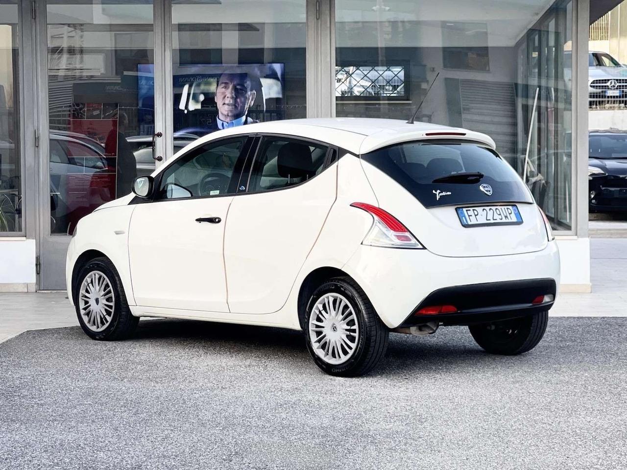 Lancia Ypsilon 1.2 GPL 69CV E6 Neo - 2018