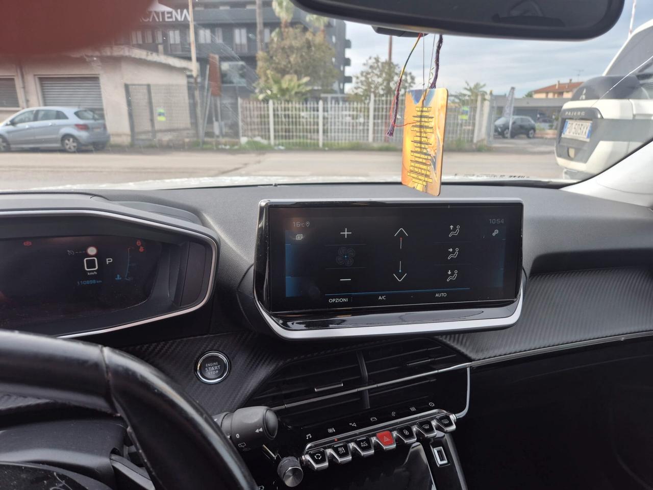 Peugeot 2008 BlueHDi 130 S&S EAT8 Allure Pack