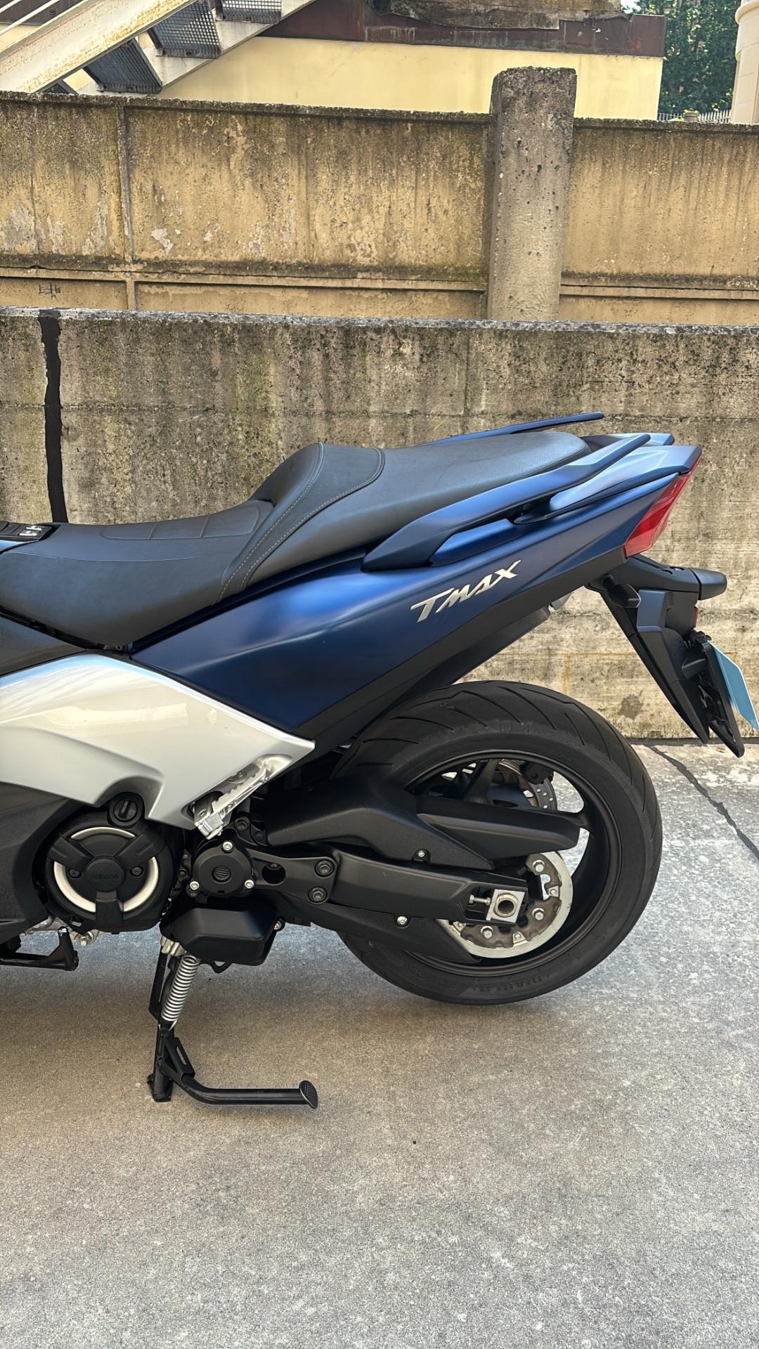 Yamaha TMAX 530 DX Abs