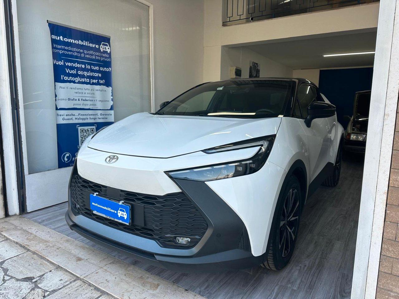 Toyota C-HR 2.0 hev Trend fwd e-cvt