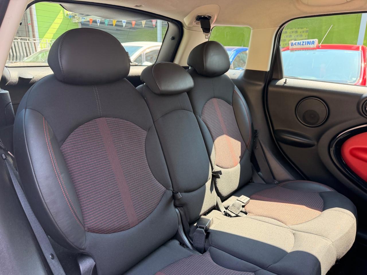 Mini Cooper D Countryman 1.6 175.000 KM