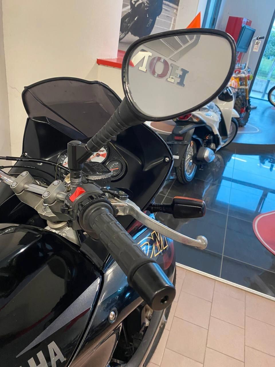 Yamaha TDM 850