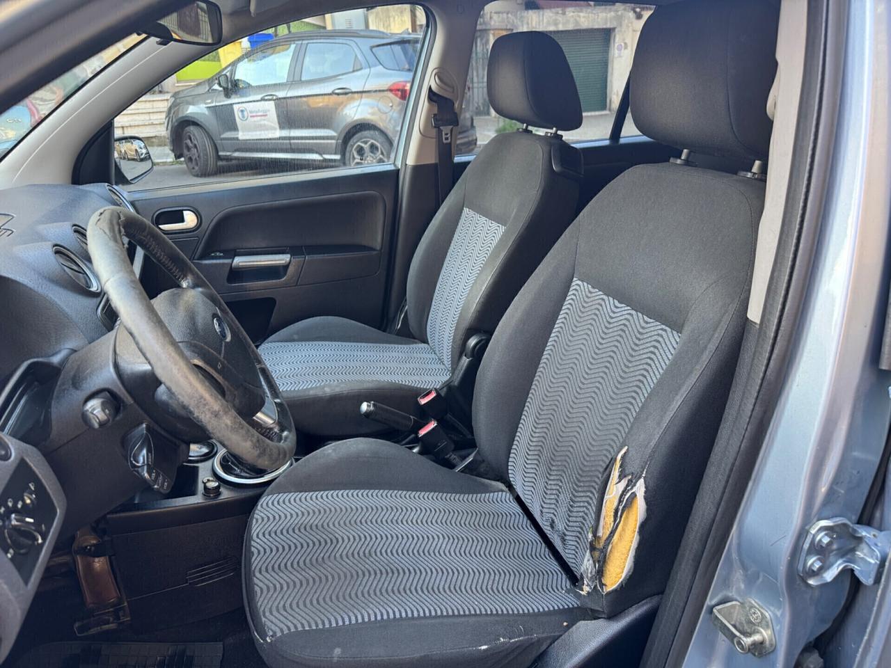 Ford Fusion Fusion 1.6 TDCi 5p COMMERCIANTI