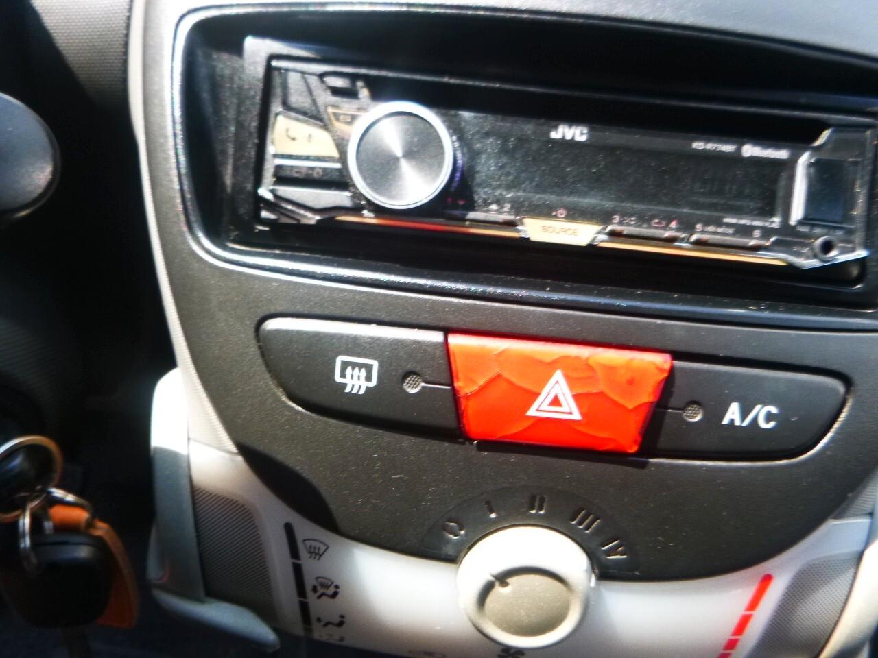 Toyota Aygo X 1.0 VVT-i 72 CV 5 porte Active neopatentati