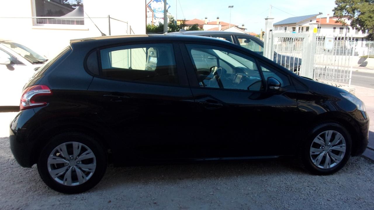 Peugeot 208 1.4 VTi 95 CV 5p. GPL Access