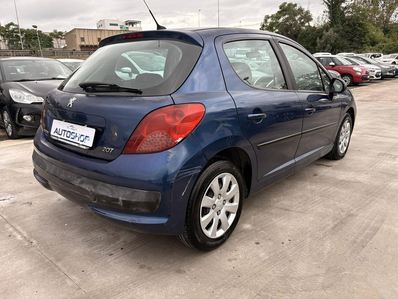 Peugeot 207 1.4 HDi 70CV 5p. XT