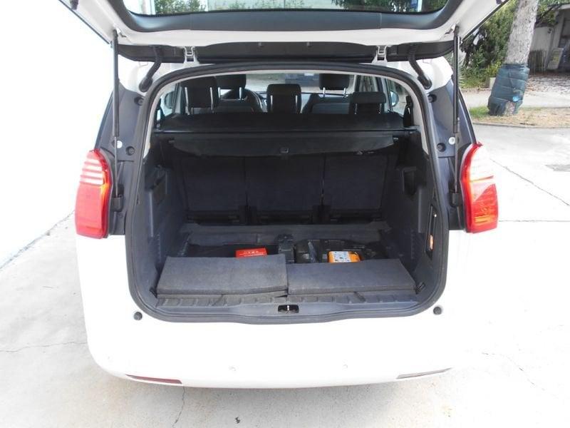 Peugeot 5008 2.0 HDi 163CV Automat. Active