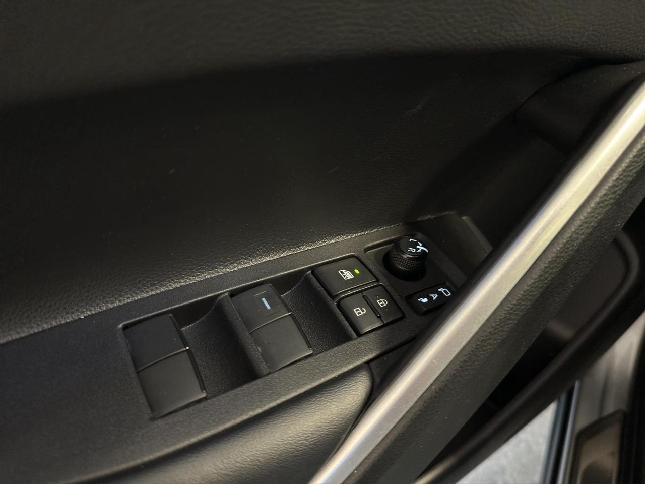 Toyota Corolla Cross 1.8h Trend fwd 140cv e-cvt