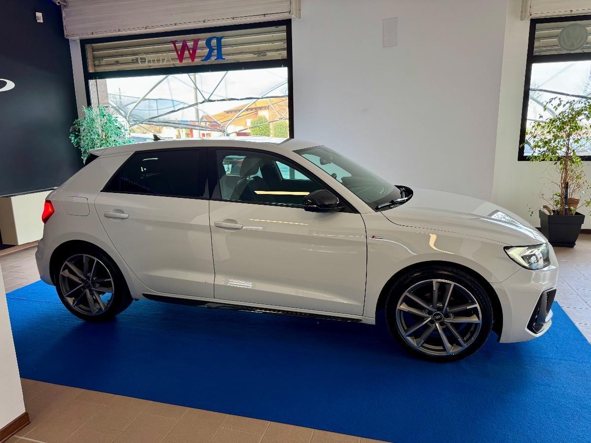 AUDI - A1 Sportback - A1 SPB 30 TFSI S line edition