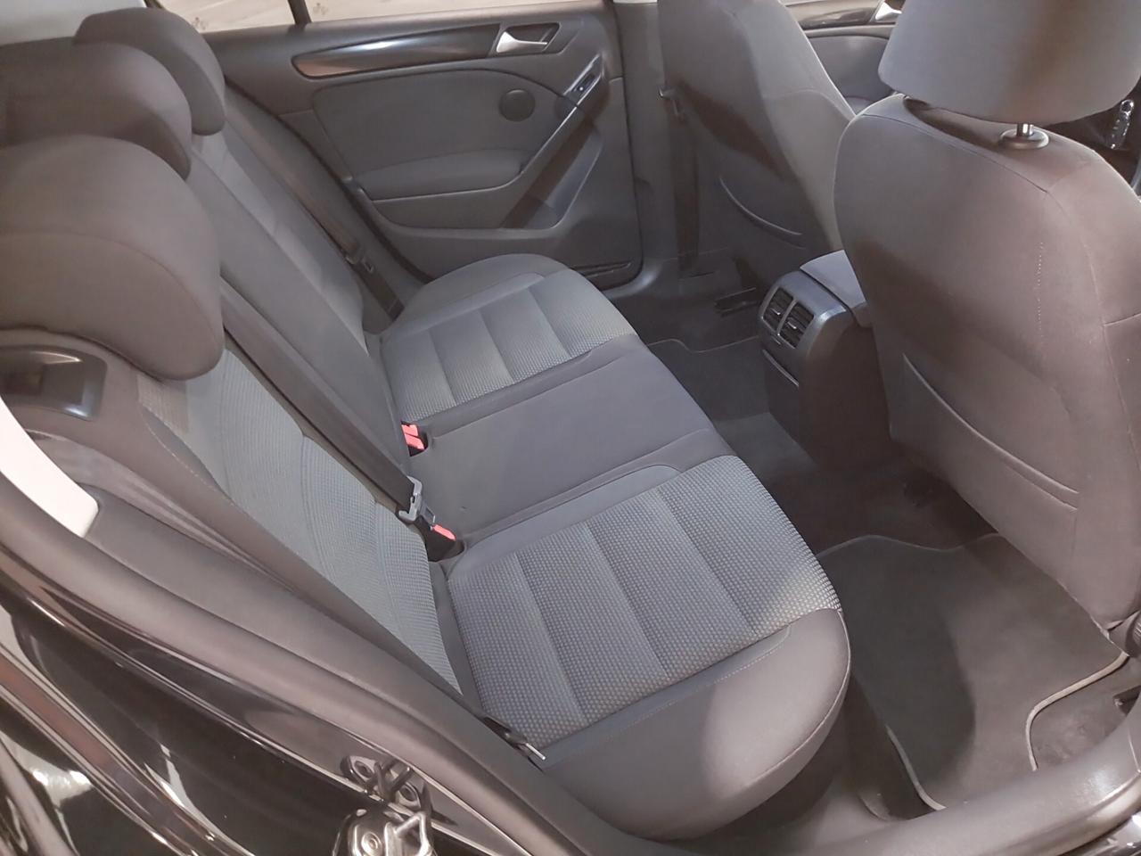 Volkswagen Golf Business 1.6 TDI 5p. Highline - ok neopatentati
