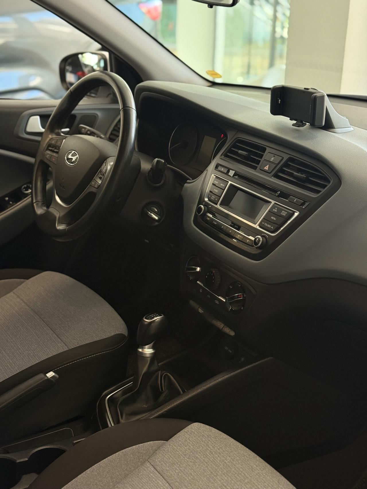 Hyundai i20 1.2 84 CV 5 porte Style