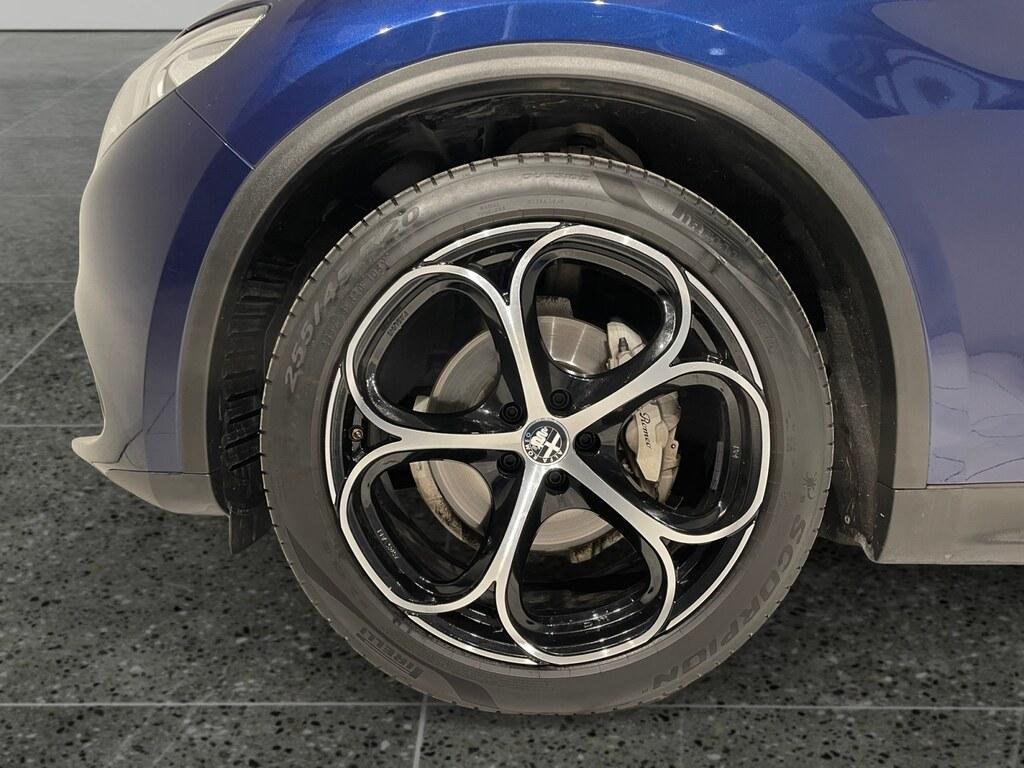 Alfa Romeo Stelvio 2.2d 160CV Autom. RWD Super