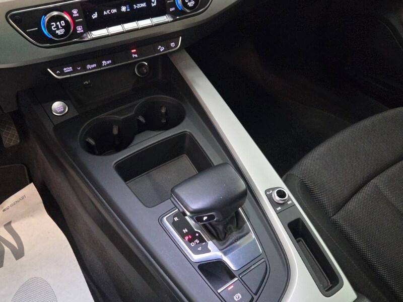 AUDI A4 allroad 2ª serie A4 allroad 40 TDI 204...