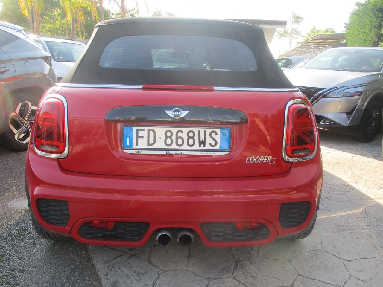Mini Cabrio John Cooper Works S