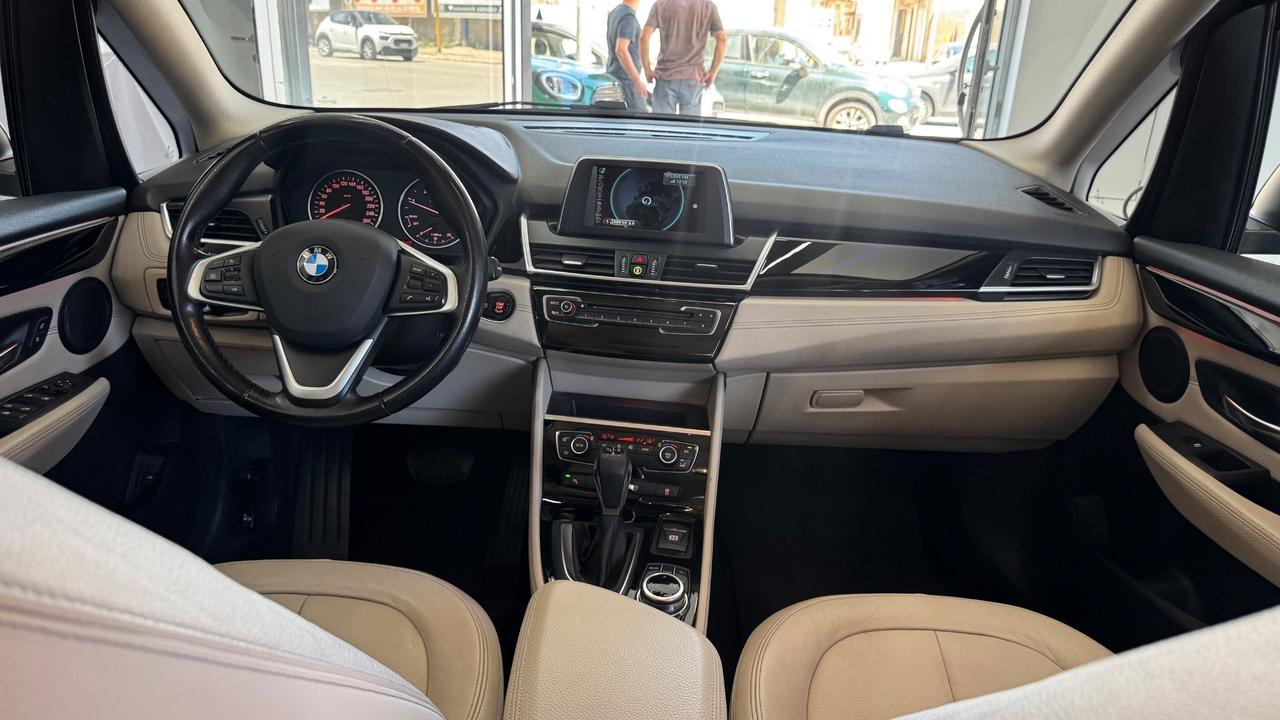 Bmw serie 2 Active Tourer 218d Luxury-2017