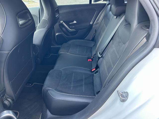 MERCEDES-BENZ CLA 180 Automatic Shooting Brake Premium