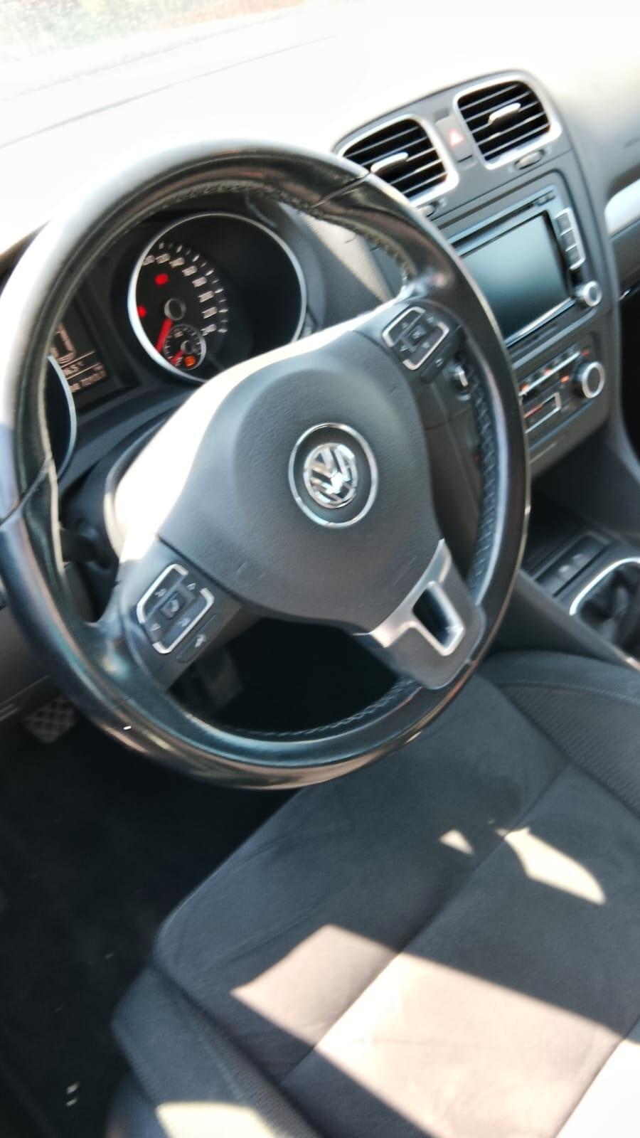 Volkswagen Golf 2.0 TDI 110CV