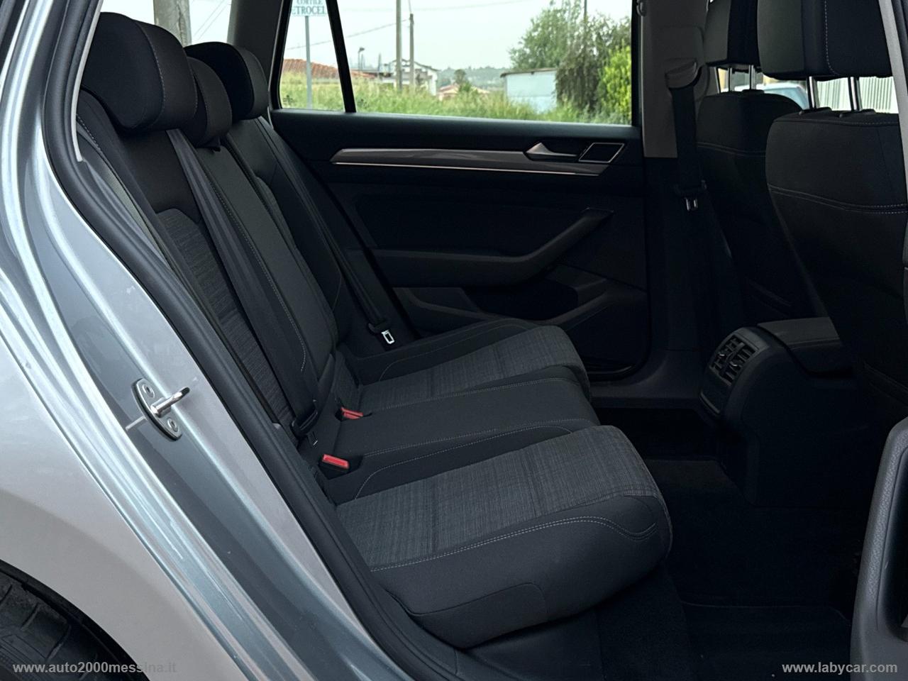VOLKSWAGEN Passat Var. 2.0 TDI 122 CV EVO DSG Bus.