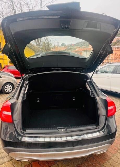 Mercedes-benz GLA 200 d Premium