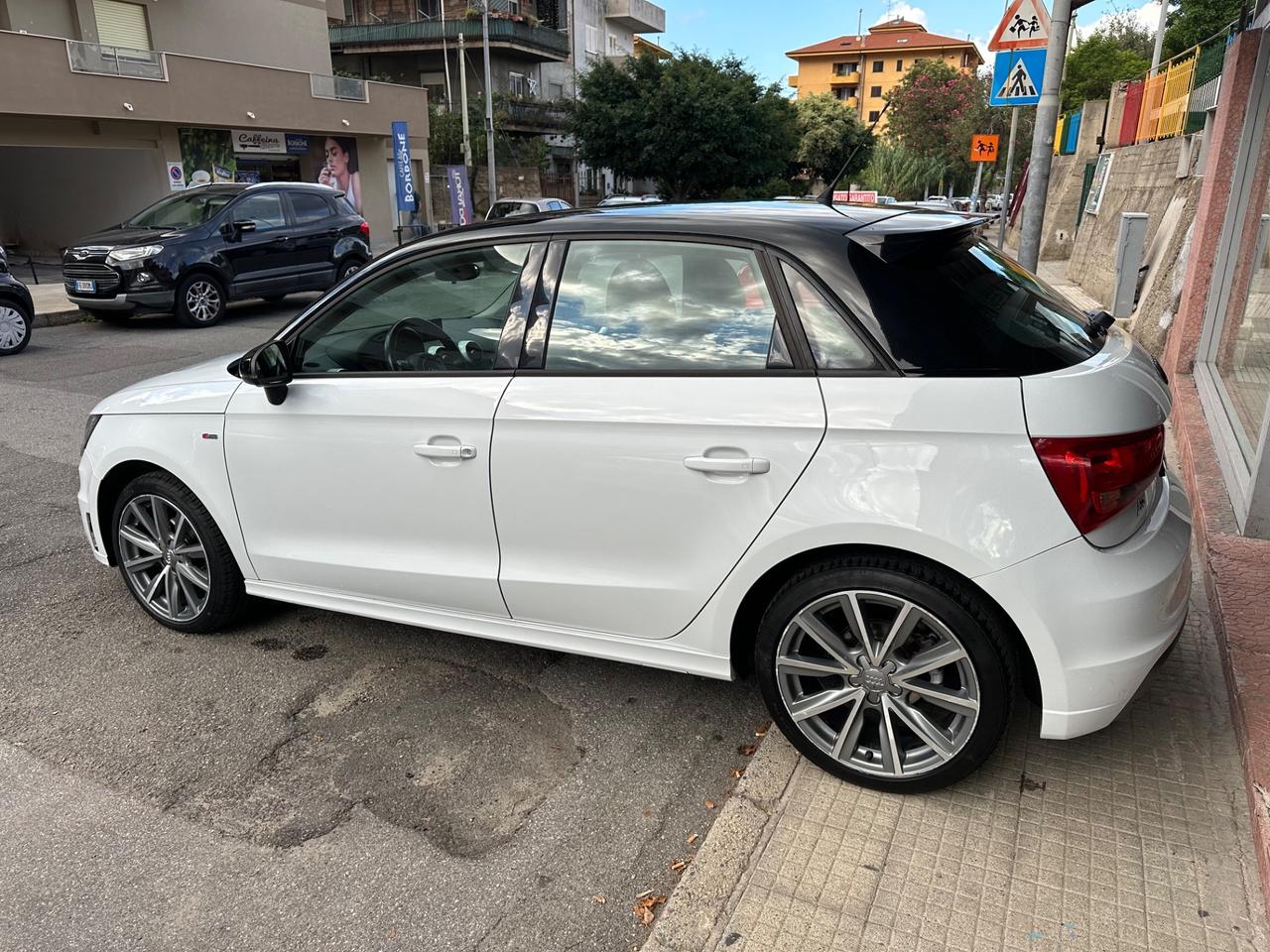 Audi A1 1.6 TDI S line edition plus