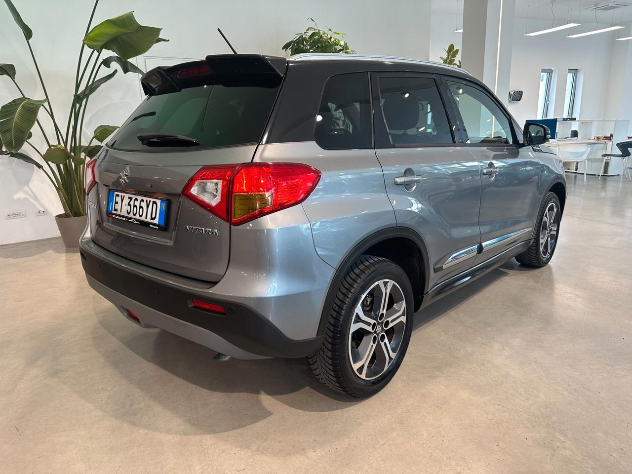 Suzuki Vitara 1.6 DDiS V-Top NEOPATENTATI