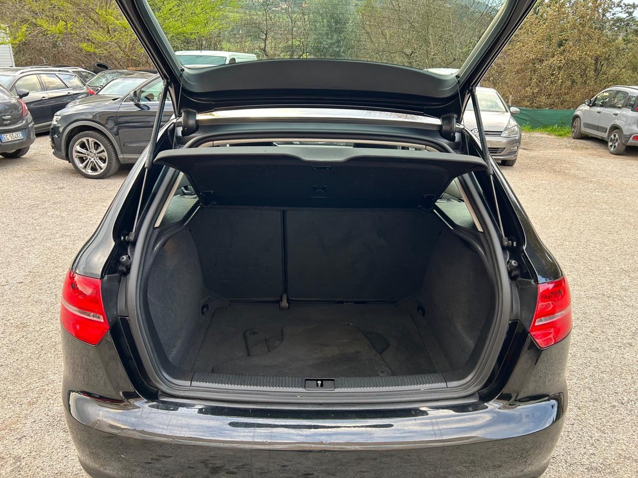 Audi A3 SPB 1.6 TDI 105 CV CR Ambiente Euro5