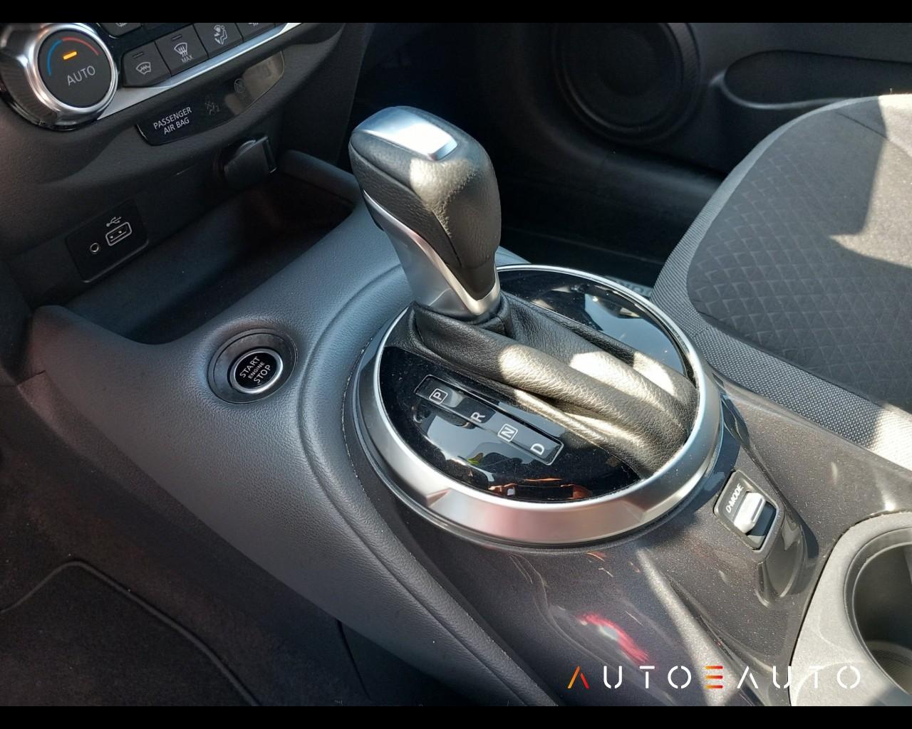 NISSAN JUKE 1.0 DIG-T N-CONNECTA 114CV DCT