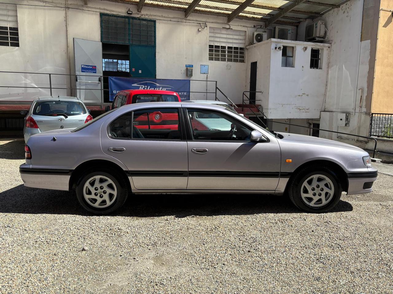 Nissan Maxima QX 2.0i V6 24V cat ASI