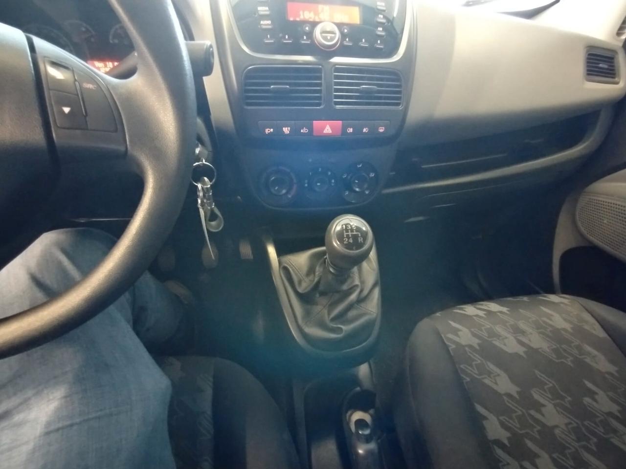 Opel Combo 1.4 95CV PC-TA Cosmo 123.000KM