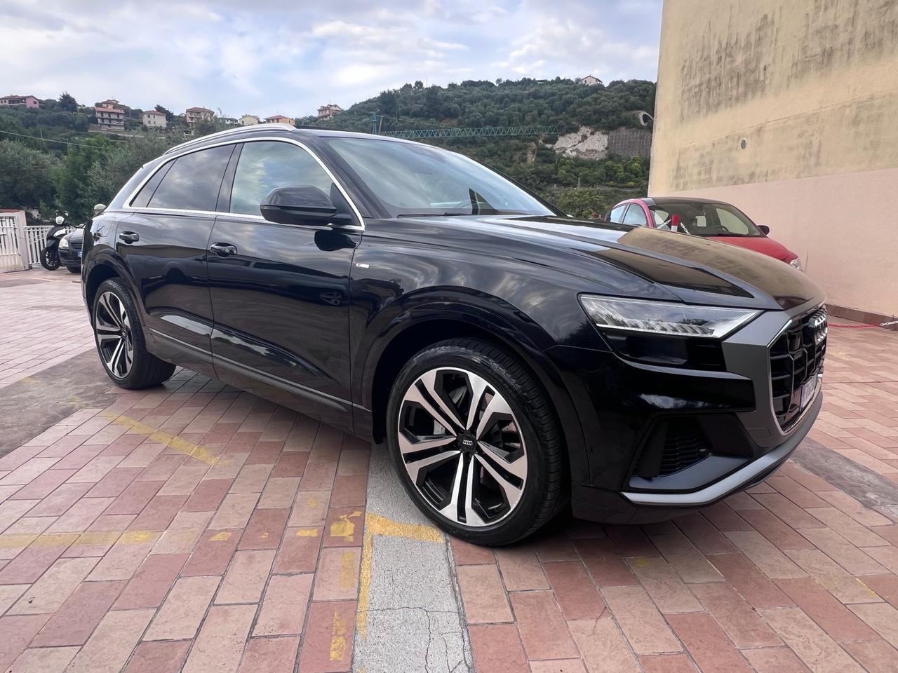Audi Q8 50 TDI 286 CV quattro tiptronic Sport