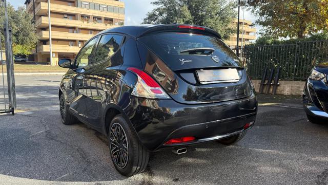 LANCIA Ypsilon 1.0 FIREFLY S&S HYBRID GOLD*24M.G.*CARPLAY*LED*TEL