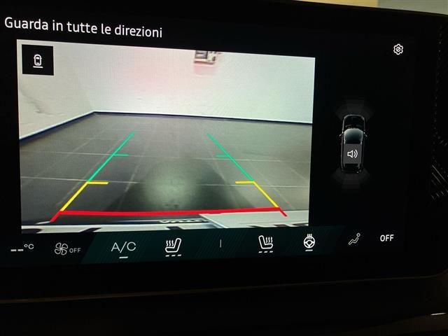 RENAULT Other Renault 4 E-Tech Iconic comfort range 150cv