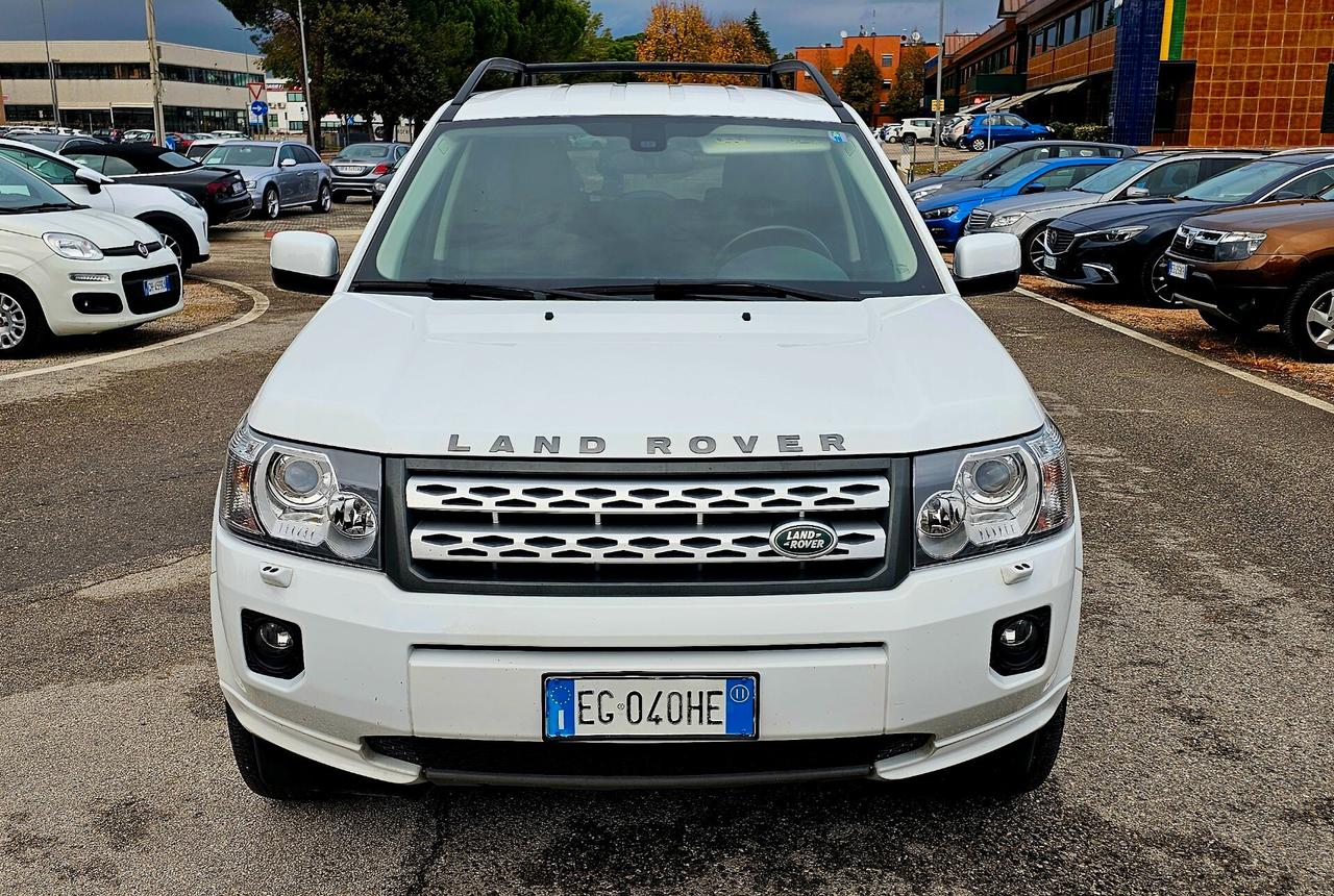 Land Rover Freelander 2.2 SD4 S.W. SE