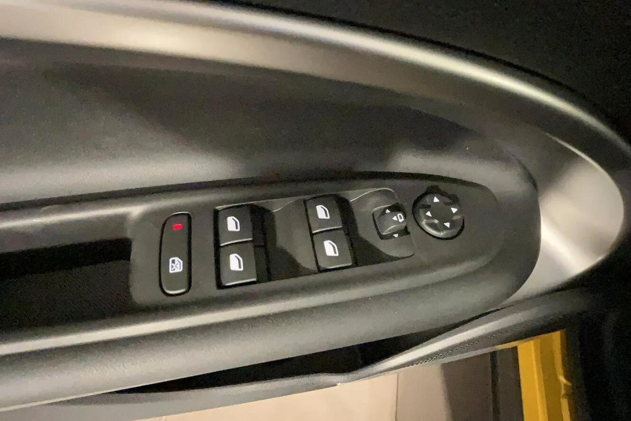 Jeep Avenger 1.2 Turbo 100 CV Summit Fredoom