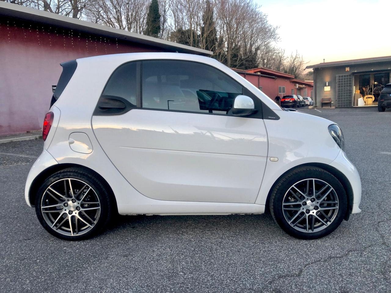 Smart ForTwo BRABUS 0.9 Turbo twinamic Xclusive White Edition Permute Garanzia Mercedes Permute e Rate