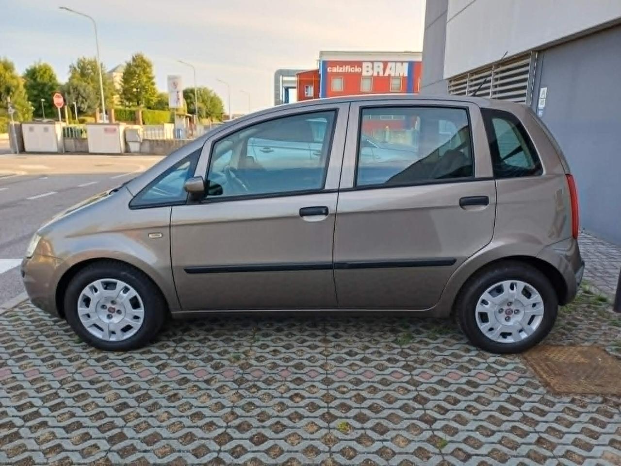 Fiat Idea 1.2 16v 80 cv BlackLabel