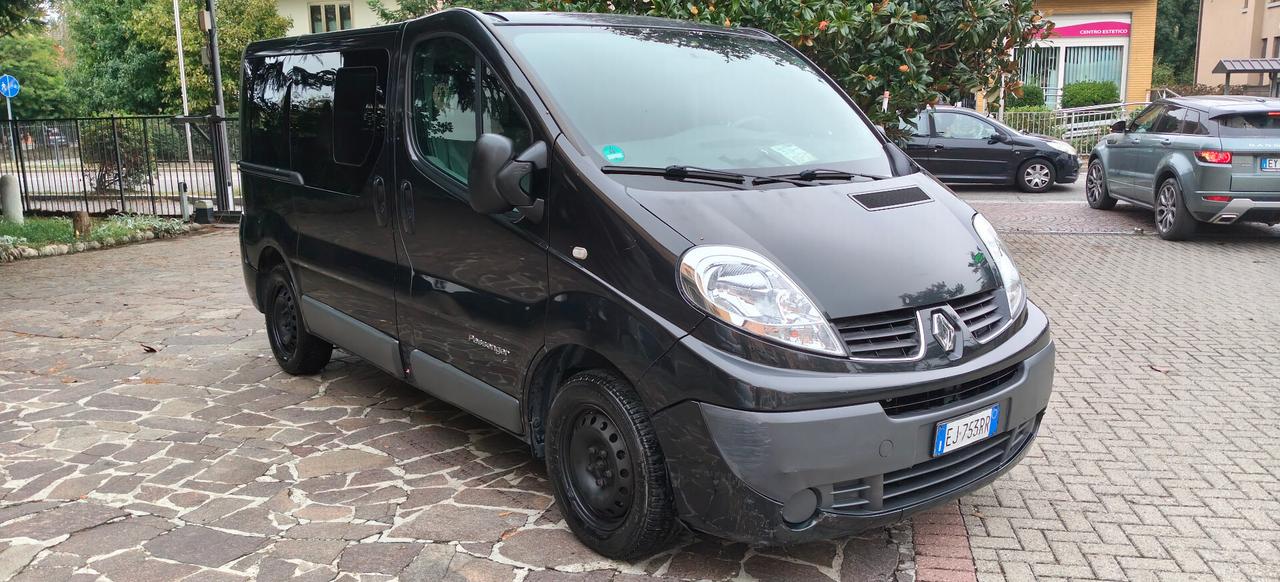 Renault Trafic 2.0 dCi/115 Aut 5 posti-autocarro