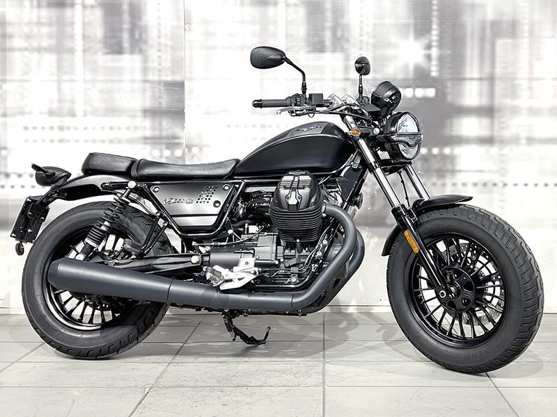 Moto Guzzi V9 Bobber