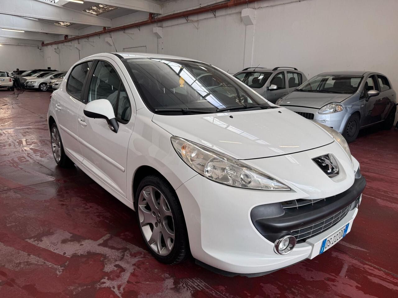 Peugeot 207 1.6 VTi 120CV 5p. XS neopat CAMBIO AUTOMATICO