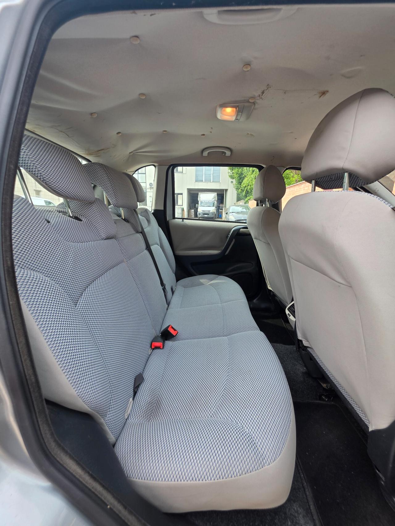 Fiat Stilo Dynamic 1.6 benzină neopatentati