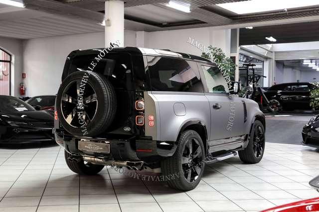 Land Rover Defender 90|V8|22''|MERIDIAN|TETTO|PEDANE|FULL BLACK PACK