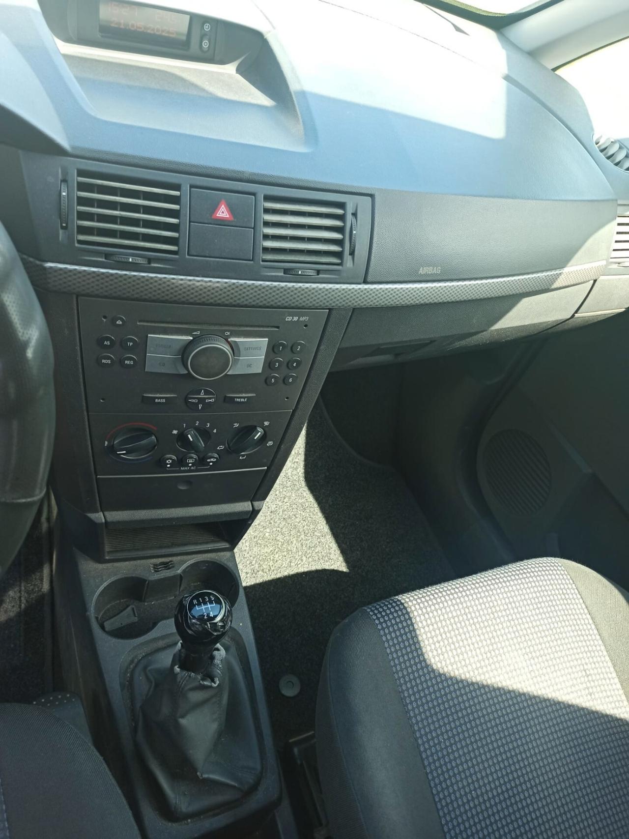 SOLO EXPORT opel MERIVA 1300 cdti 2009