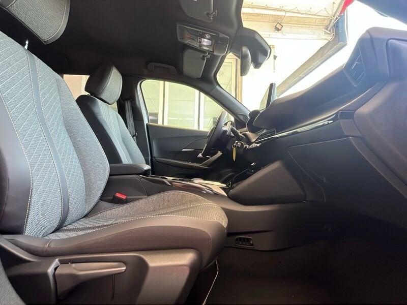 Peugeot 2008 Hybrid 145cv e-DCS6 Allure auto