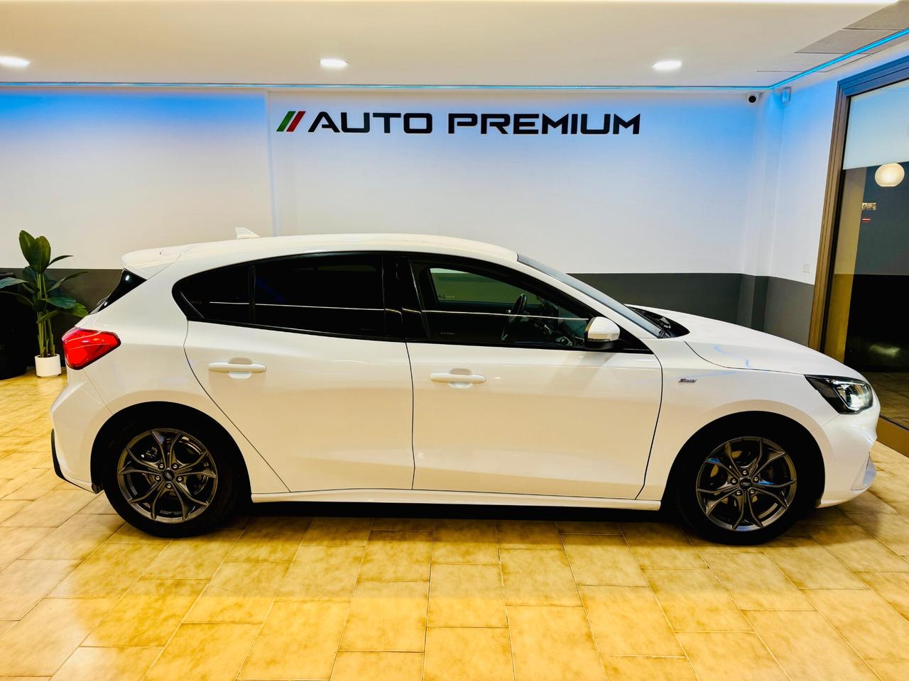 Ford Focus ST-Line 1.5 da 120 CV Navi/Touch/R.Camera