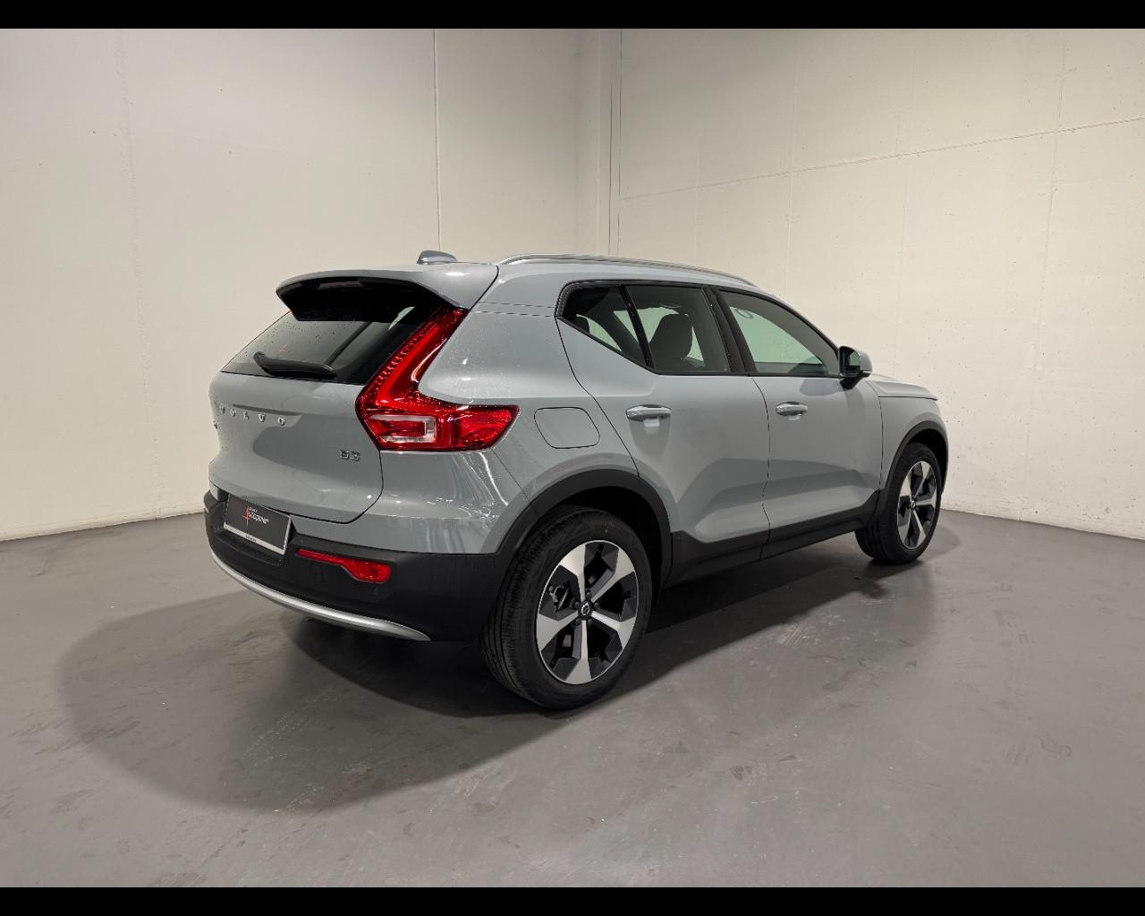 VOLVO XC40 GEARTRONIC B3 CORE