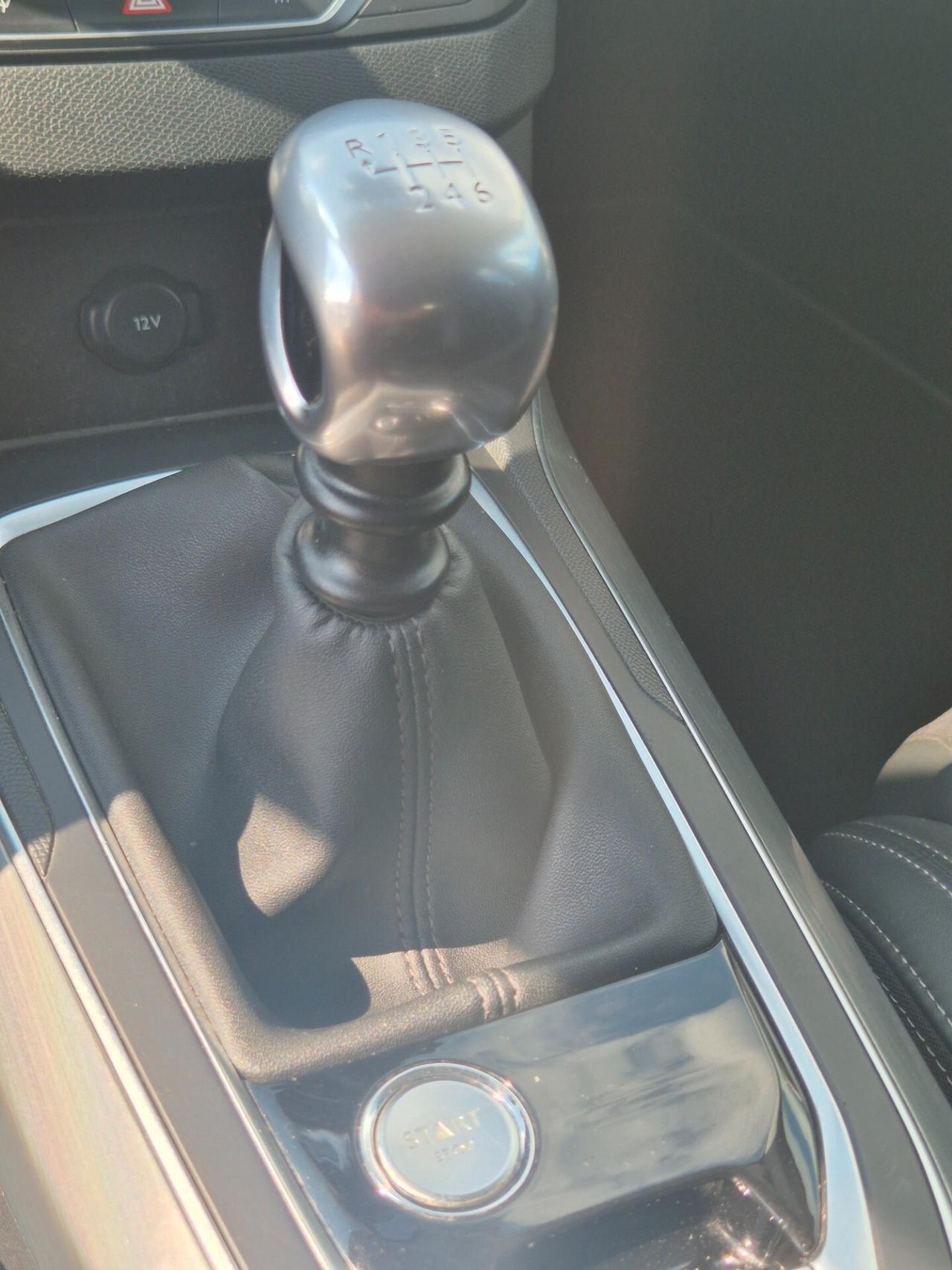 Peugeot 308 BlueHDi 120 S&S Allure