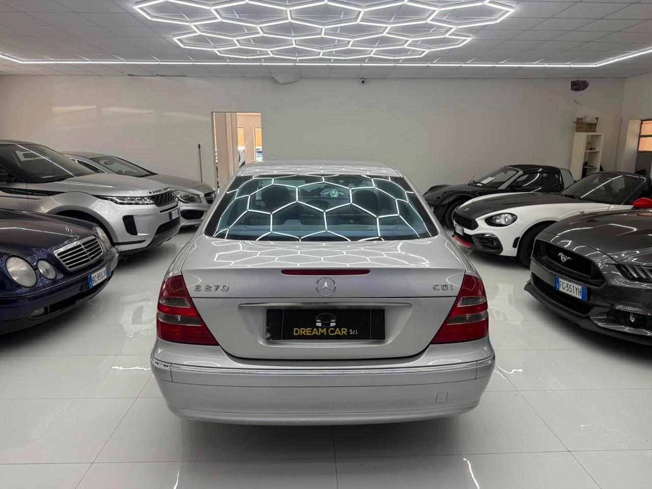 Mercedes-Benz E 270 177CV 5p. - Diesel