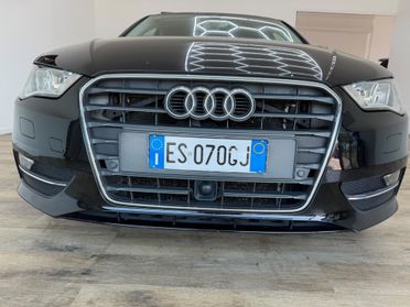 Audi A3 2.0 TDI S tronic Attraction