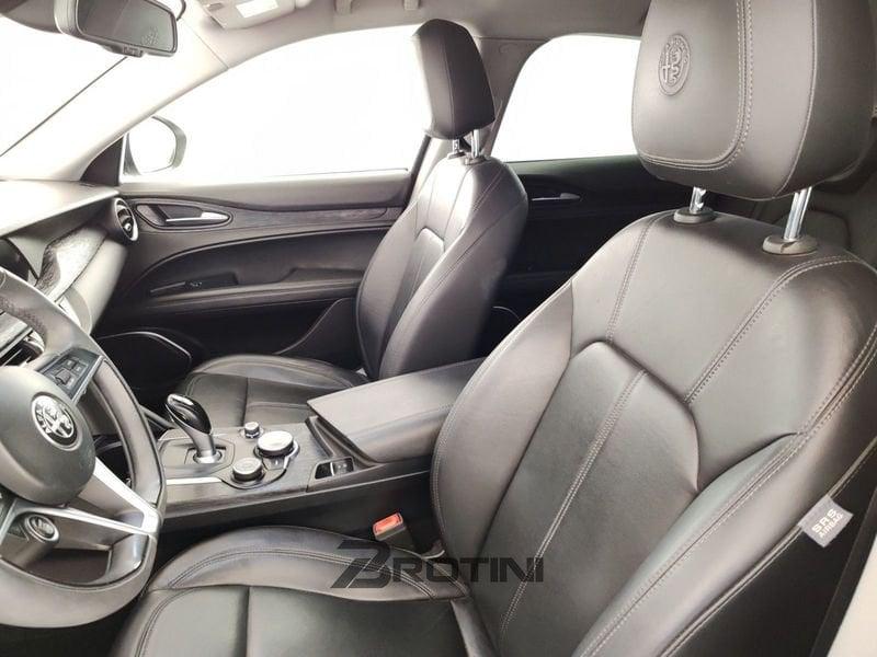 Alfa Romeo Stelvio 2.2 Turbo Diesel 160CV AT8 RWD Business