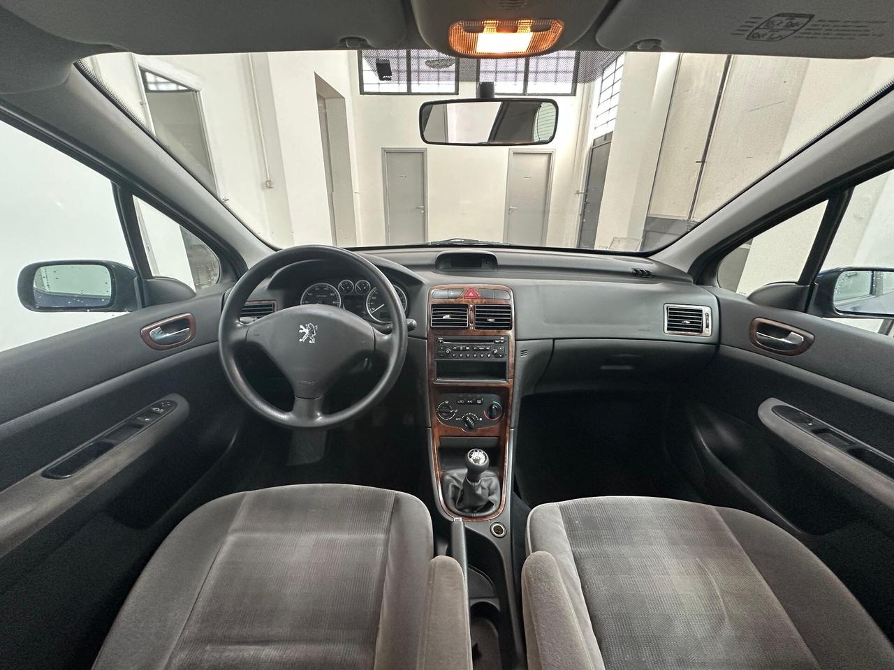 Peugeot 307 1.6 16V NEOPATENTATI